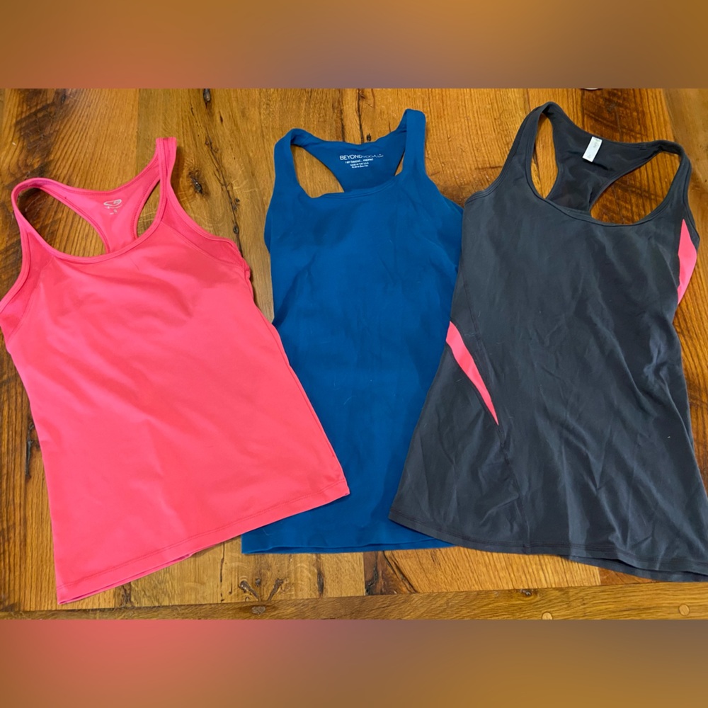 Workout Tops, Set of THREE, Beyond Yoga Champion, Gapbody Fit, Great Basics, Sml
